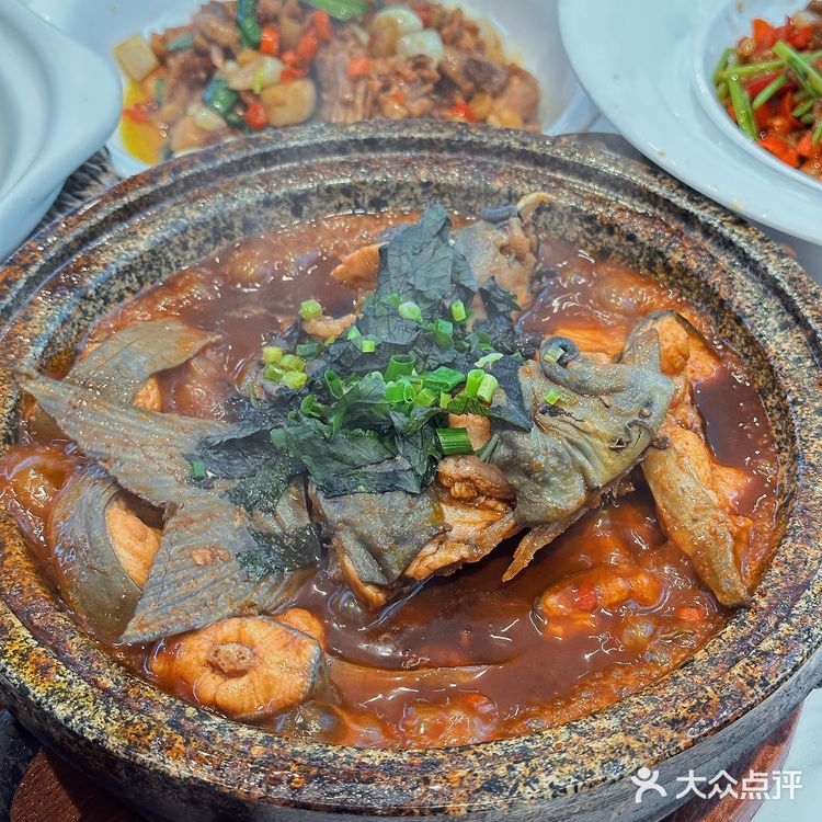 今天吃完明天还想吃的正宗湘菜馆,那叫一个香