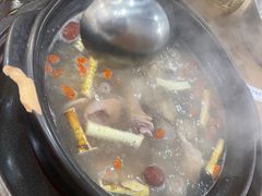 -濠轩阁特色生蚝火锅(水湾路店)