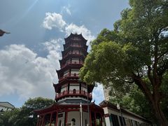 -绳金塔