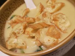 老济南甜沫-闫府私房菜·百年鲁菜(恒隆店)