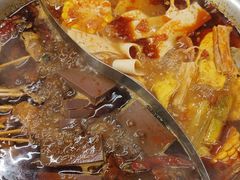 -黔哆哆地摊酸汤火锅(清湖店)