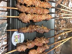 -啊美丽炭火烤肉(滑翔一店)