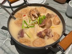 -披云云小馆·味道江湖(姚家园万象汇店)