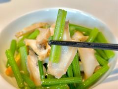 -鲁采LU STYLE(新天地店)