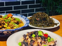 酸辣乌鸡爪-红胖胖龙虾王·本地菜