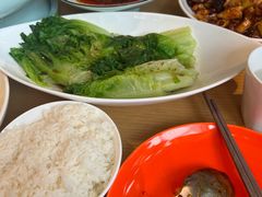 -渝信川菜 · 川味家常菜(财富购物中心店)