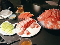 -鲜入唯煮·港式海鲜牛肉火锅(金宝街店)