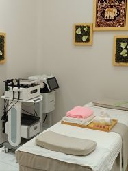 点击看大图 -芳朵美容养生SPA