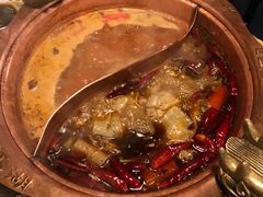 -江湖餐厅–重庆九宫格老火锅