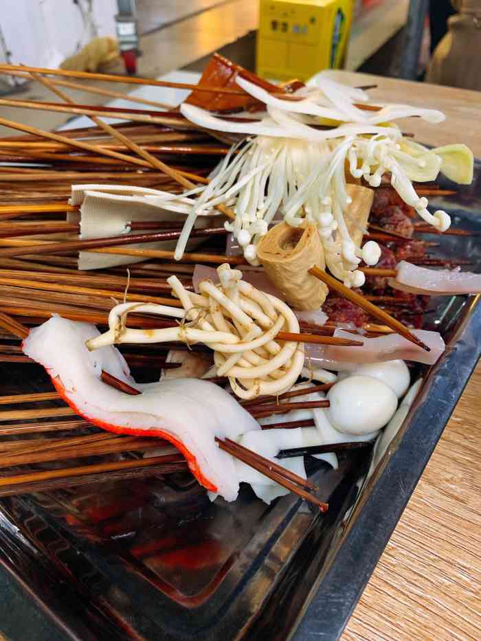 廖记老手提串串香(海椒市店)-"本来想吃旁边那家的,但是因为装修没有