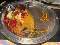 -廖掌柜·重庆鲜货火锅(上海首店)