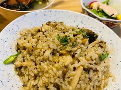 雪花牛肉粒配黑松露烩米饭-红小满休闲餐厅(十全街店)