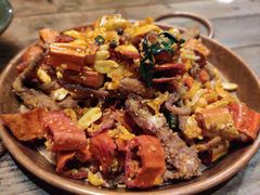sisters秘制麻辣鸭舌-SISTERS BAR RESTAURANT川意酒馆(嘉善老市H楼店)