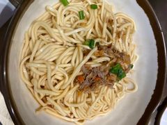 -龍堂蟹黄小笼包(德思勤四季汇店)