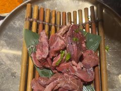 -草家酱蟹炭火烤肉店(珲春南路二店)