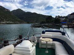 -天鹅湖生态旅游风景区