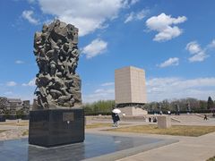 -中国人民抗日战争纪念雕塑园