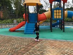 -上海滴水湖皇冠假日酒店