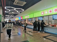 -同济大学本部学苑饮食广场