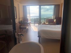 -三亚湾海居铂尔曼度假酒店