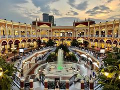 -佛罗伦萨小镇广佛名品奥特莱斯(疏港路店)