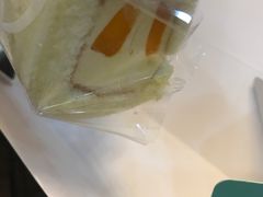 -顶东面包花园·生日蛋糕(世博店)