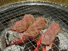-山川小町·极番烧肉(新地假日广场店)