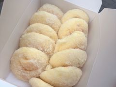 -鲍师傅糕点(江苏路店)