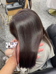 -Tloml salon