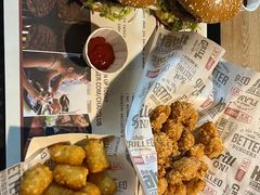 -The Habit Burger Grill 哈比特汉堡(复兴soho店)