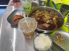 -蓉三少冒烤鸭·四川小吃集(北京首店)