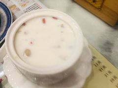 -广信牛奶甜品世家(台东店)