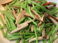 芦蒿香干-郭家大院 老南京土菜(九霄店)