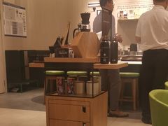 大堂-星巴克臻选(北京银泰店)