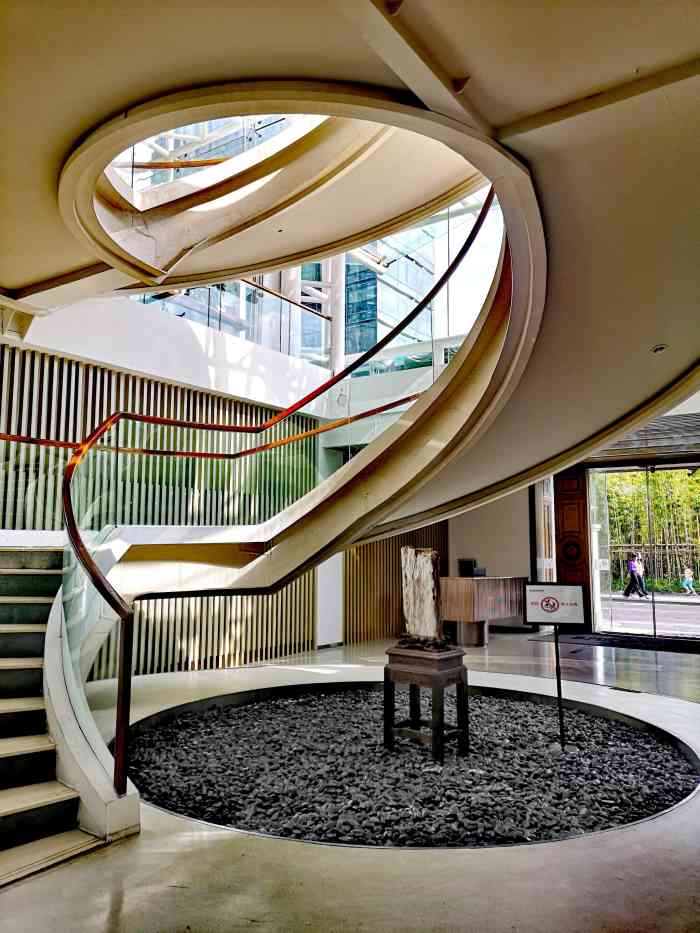 抱朴美术馆-""今日移动的瞬间,或将成为海派未."-大众点评移动版