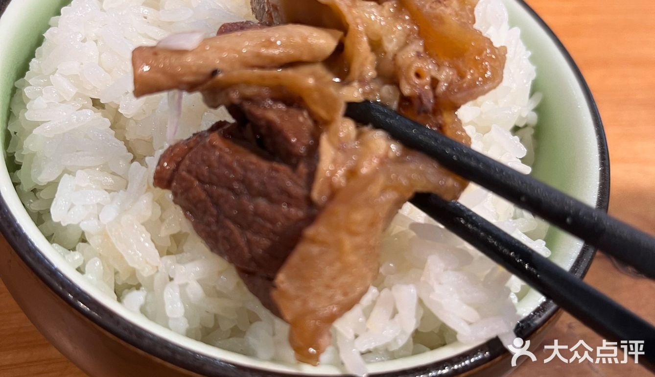 一家性价比高的牛杂铺