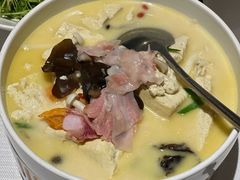 咸肉砂锅北豆腐-悦融·京鲁菜·露台花园(安定门店)