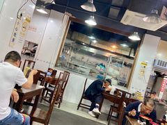 大堂-春和面馆(常德路店)