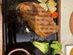 -必胜客(东大桥店)