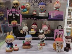 -泡泡玛特POPMART(上海环球港店)