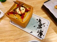 面包诱惑-大话小腰(鸟巢店)