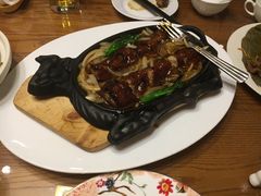 铁板茄子-青岛海景花园大酒店·白果树餐厅青岛菜