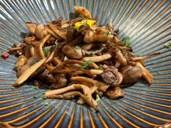 -LESCEDARS Brasserie Bistro香柏树