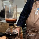 老城区居民楼老师傅咖啡店