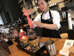 -星巴克臻选(成都太古里店)