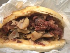 鹅肠卤汁肉夹馍-清真拉妈卤味(回民街店)