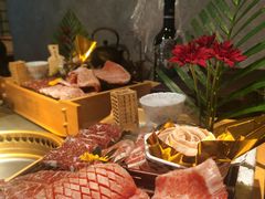 -铭牛烧肉·和牛海鲜自助(高新月牙湖店)