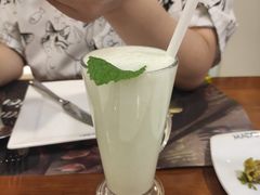 -MADO冰淇淋咖啡馆(淘金店)
