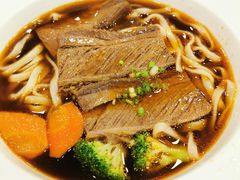 金牌红烧牛肉面-康师傅私房牛肉面(北京南站店)