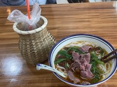 -窄巷口生烫牛肉米线(景云路店)